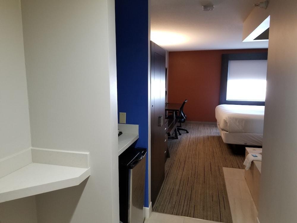 Holiday Inn Express Birch Run-Frankenmuth Area By Ihg מראה חיצוני תמונה