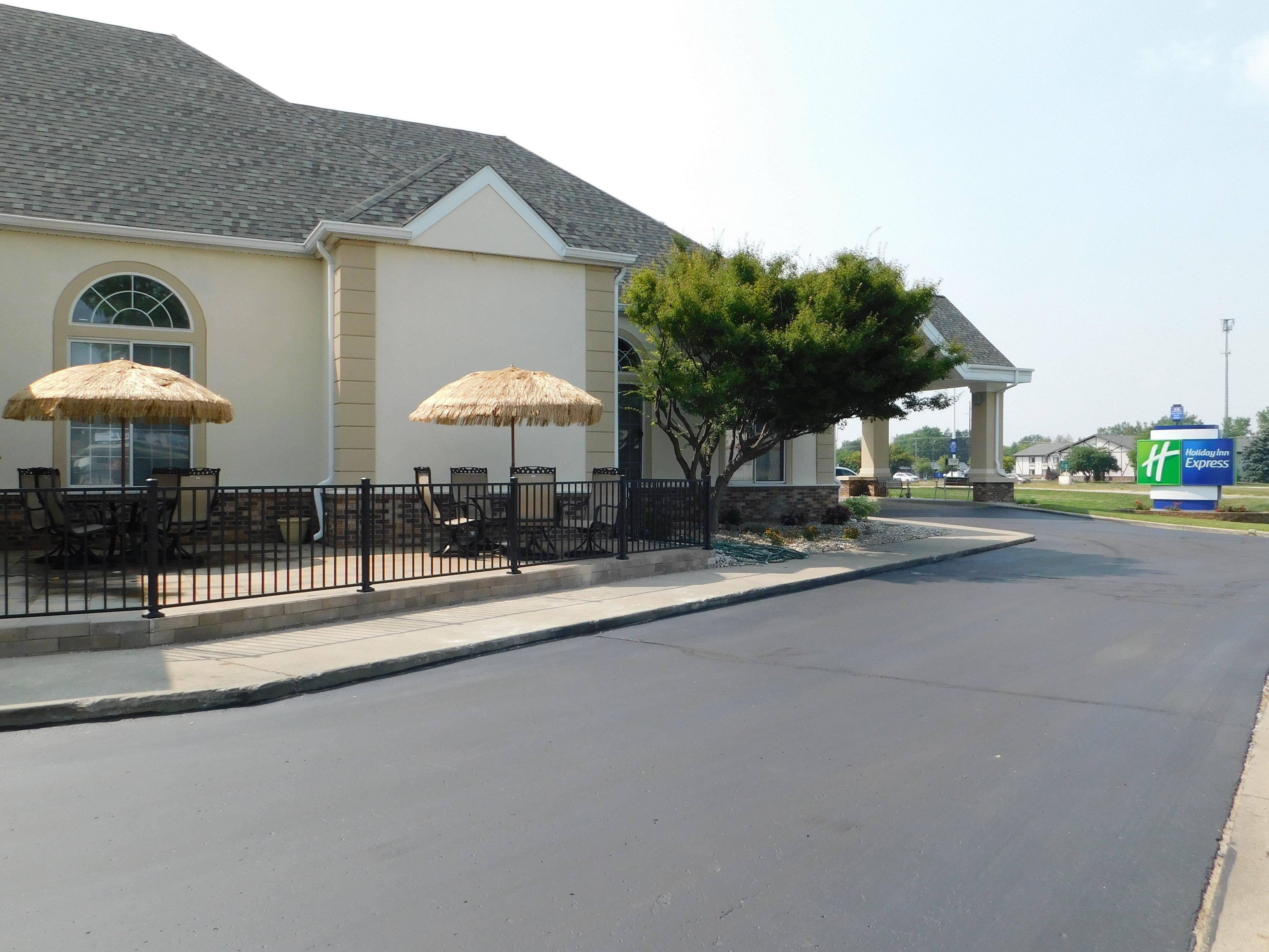 Holiday Inn Express Birch Run-Frankenmuth Area By Ihg מראה חיצוני תמונה